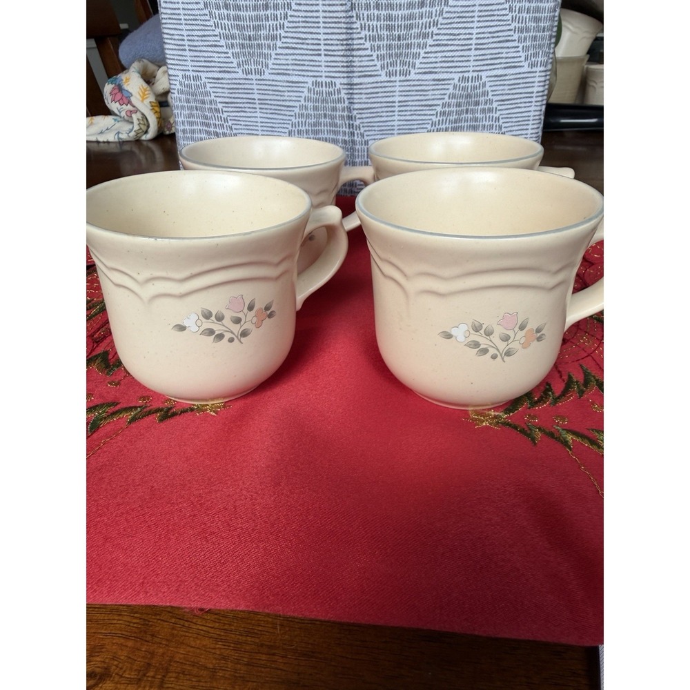 Set of 4 - Pfaltzgraff~Remembrance~Tea Cup / Coffee Cup